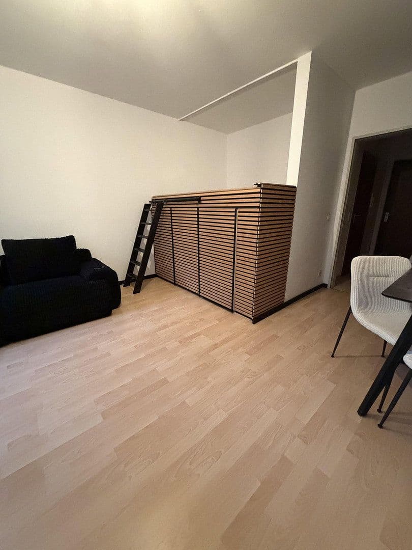 Pronájem bytu 1+1 27 m², Am Stadtpark 21, Nürnberg, Bavorsko Pronájem bytu 1+1 27 m², Am Stadtpark 21, Nürnberg, Bavorsko
