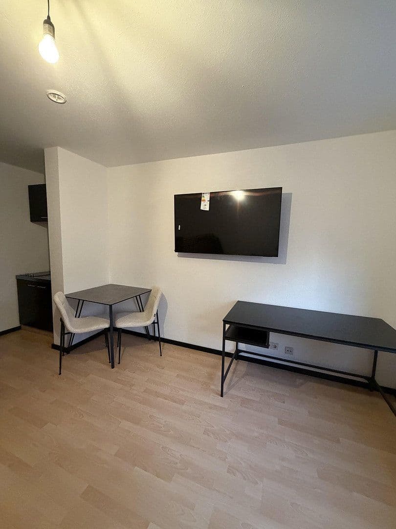 Pronájem bytu 1+1 27 m², Am Stadtpark 21, Nürnberg, Bavorsko Pronájem bytu 1+1 27 m², Am Stadtpark 21, Nürnberg, Bavorsko