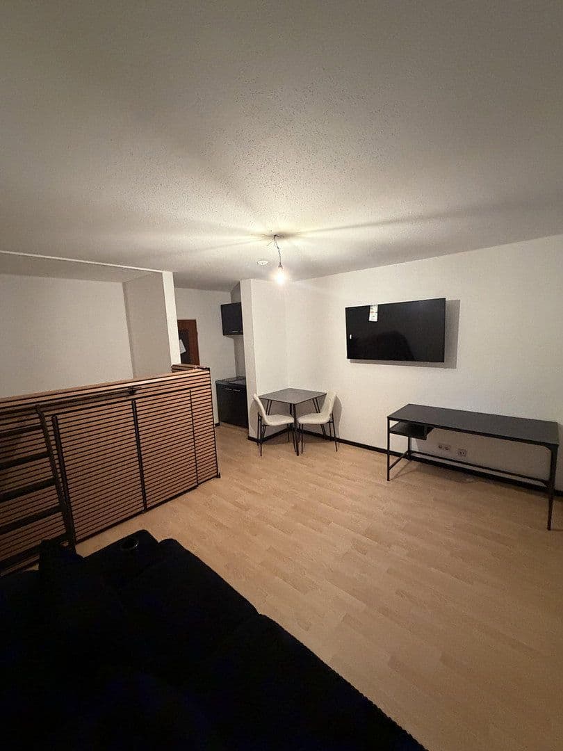 Pronájem bytu 1+1 27 m², Am Stadtpark 21, Nürnberg, Bavorsko Pronájem bytu 1+1 27 m², Am Stadtpark 21, Nürnberg, Bavorsko
