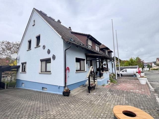 Pronájem bytu 3+1 76 m², Greifenklaustraße 12, Reckendorf, Bavorsko Pronájem bytu 3+1 76 m², Greifenklaustraße 12, Reckendorf, Bavorsko