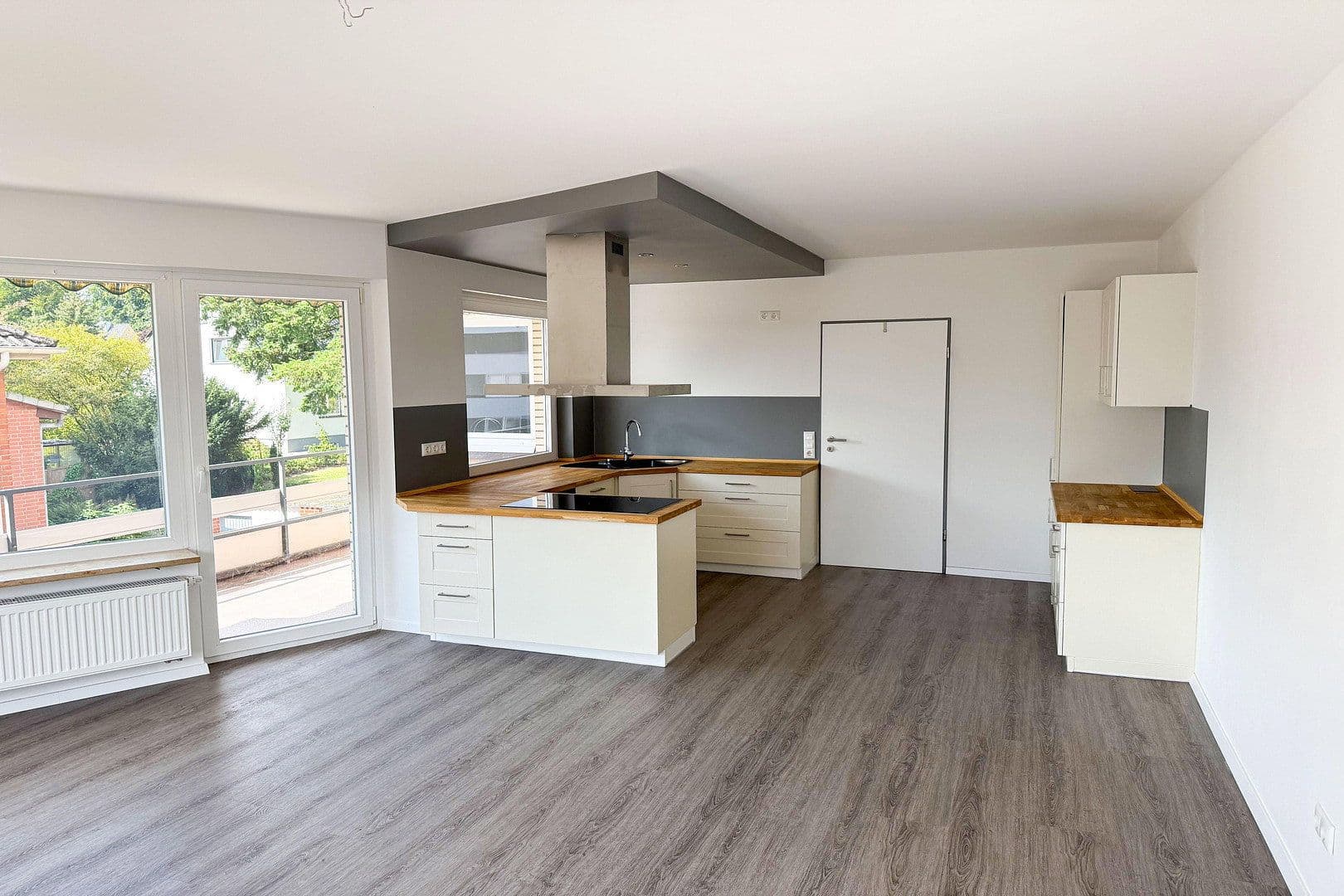 Prodej bytu 3+1 88 m², Bad Schwartau, Šlesvicko-Holštýnsko Prodej bytu 3+1 88 m², Bad Schwartau, Šlesvicko-Holštýnsko