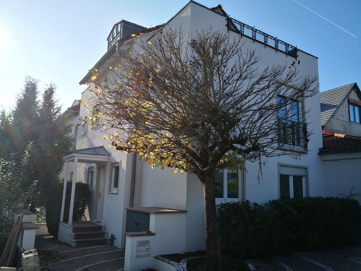 Pronájem domu 167 m², pozemek 170 m², Hardtbergweg 7a, Kronberg im Taunus, Hessen Pronájem domu 167 m², pozemek 170 m², Hardtbergweg 7a, Kronberg im Taunus, Hessen