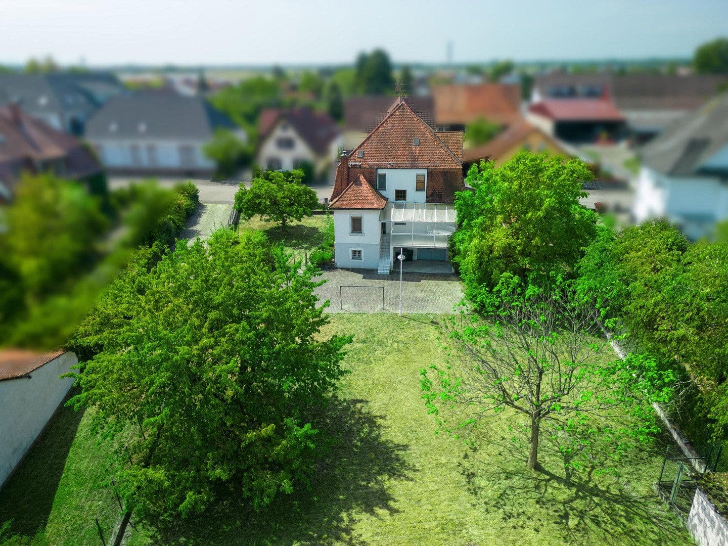 Prodej domu 145 m², pozemek 1.488 m², Neuried, Bádensko-Württembersko Prodej domu 145 m², pozemek 1.488 m², Neuried, Bádensko-Württembersko