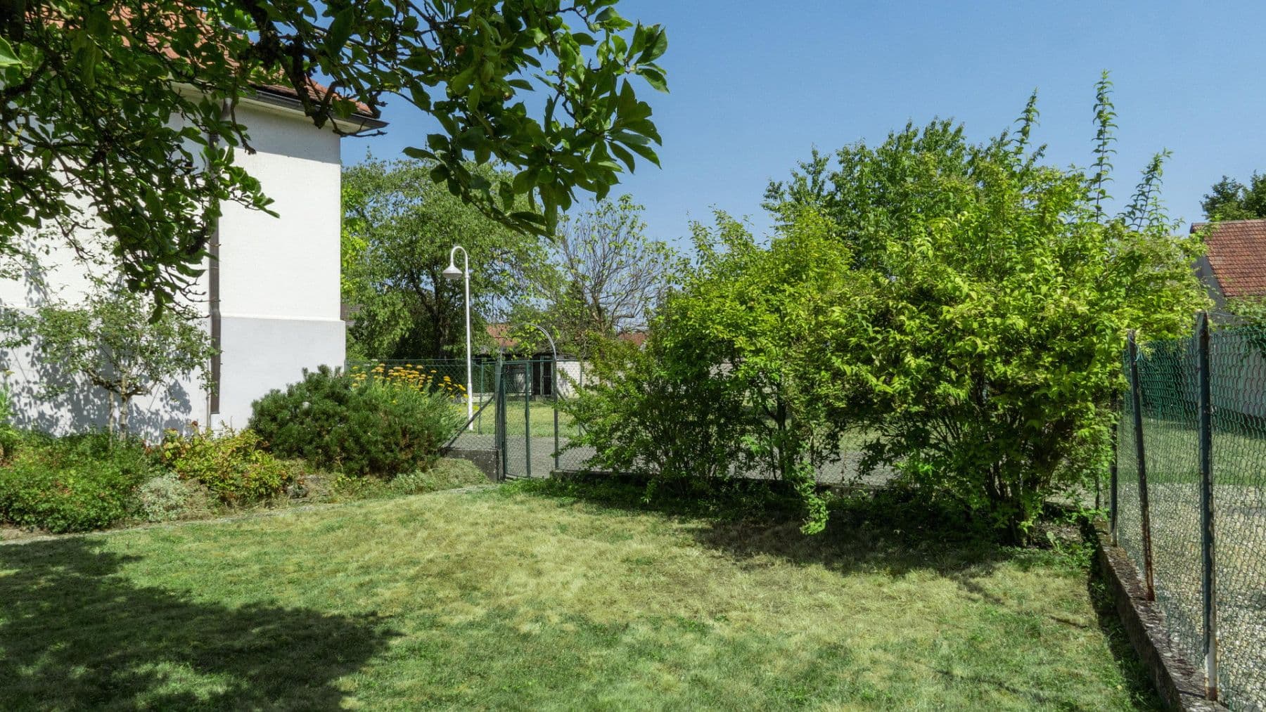 Prodej domu 145 m², pozemek 1.488 m², Neuried, Bádensko-Württembersko Prodej domu 145 m², pozemek 1.488 m², Neuried, Bádensko-Württembersko