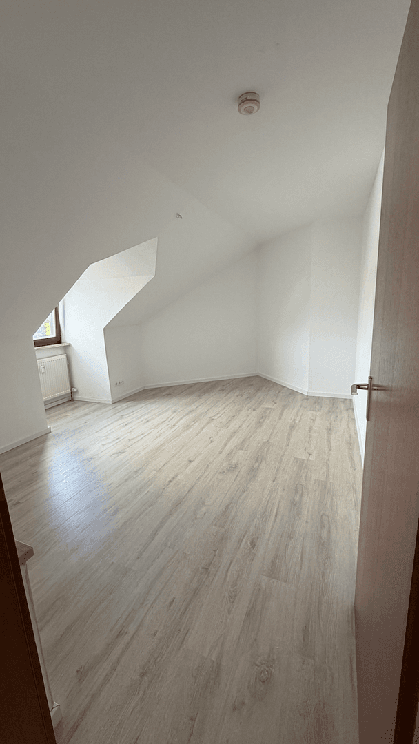 Pronájem bytu 3+1 98 m², Erlenfeld 20, Erlangen, Bavorsko Pronájem bytu 3+1 98 m², Erlenfeld 20, Erlangen, Bavorsko