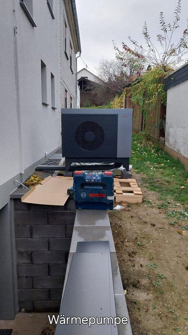 Prodej domu 135 m², pozemek 251 m², Blankenrath, Porýní-Falc Prodej domu 135 m², pozemek 251 m², Blankenrath, Porýní-Falc