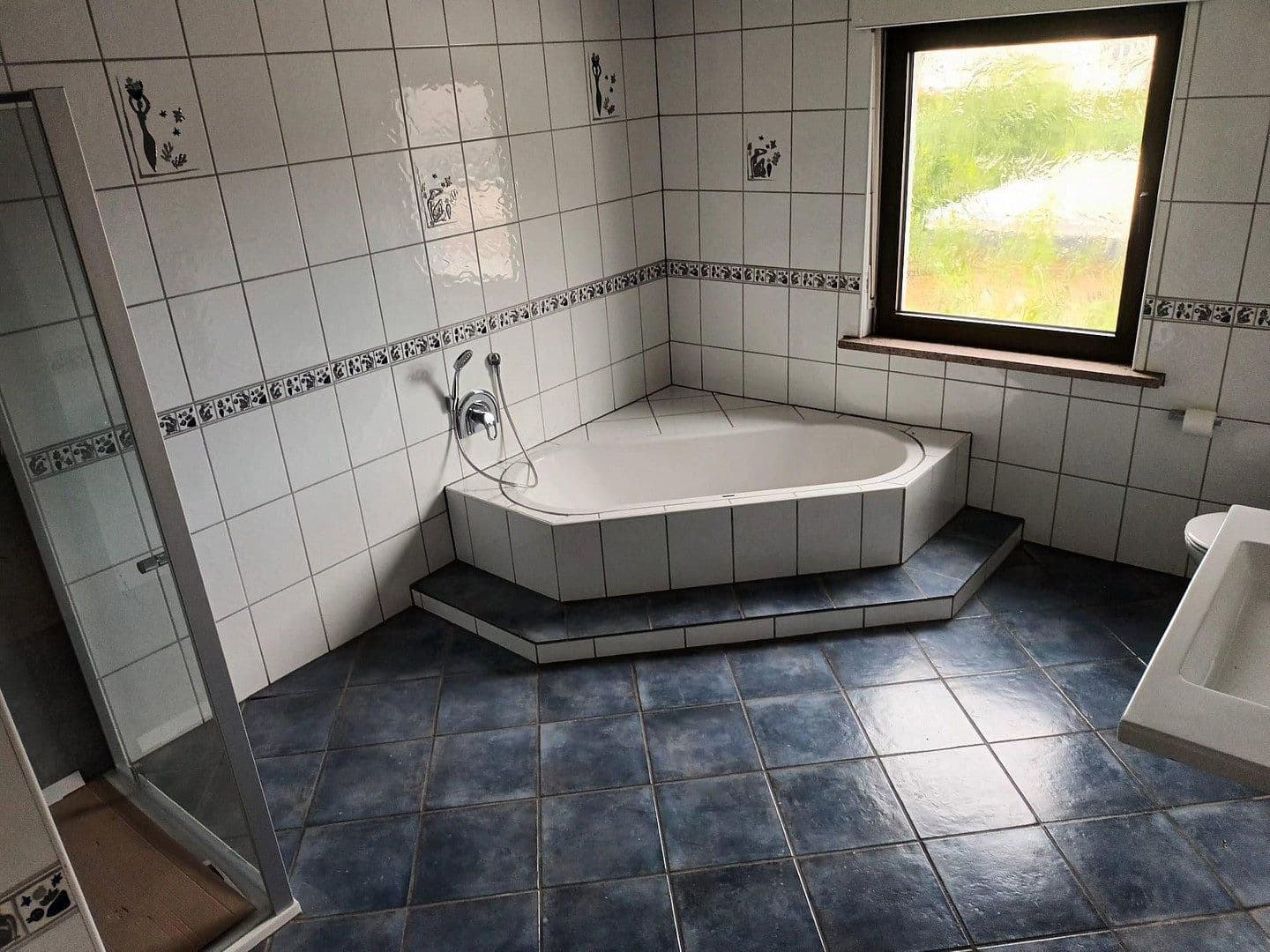Prodej domu 135 m², pozemek 251 m², Blankenrath, Porýní-Falc Prodej domu 135 m², pozemek 251 m², Blankenrath, Porýní-Falc