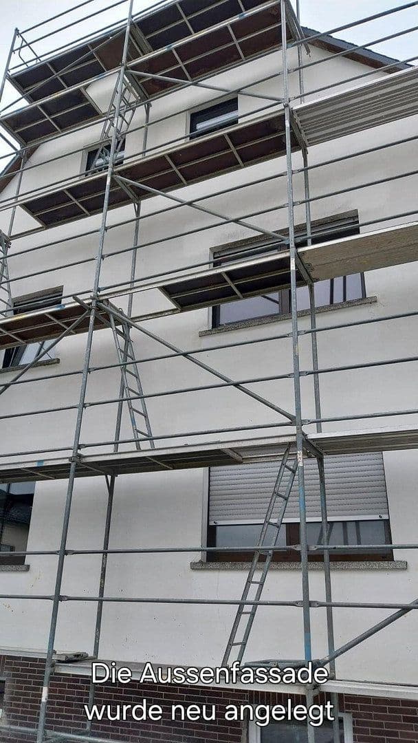 Prodej domu 135 m², pozemek 251 m², Blankenrath, Porýní-Falc Prodej domu 135 m², pozemek 251 m², Blankenrath, Porýní-Falc