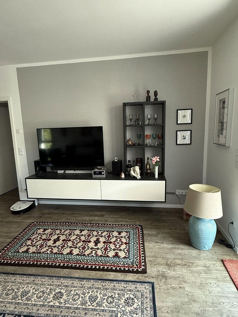 Prodej bytu 3+1 127 m², Berlin, Berlín Prodej bytu 3+1 127 m², Berlin, Berlín