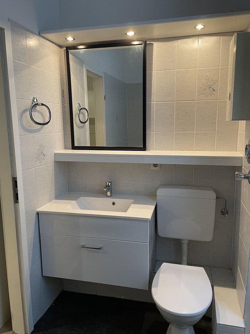 Pronájem bytu 2+1 36 m², Wilhelmsplatz 8, Hameln, Dolní Sasko Pronájem bytu 2+1 36 m², Wilhelmsplatz 8, Hameln, Dolní Sasko