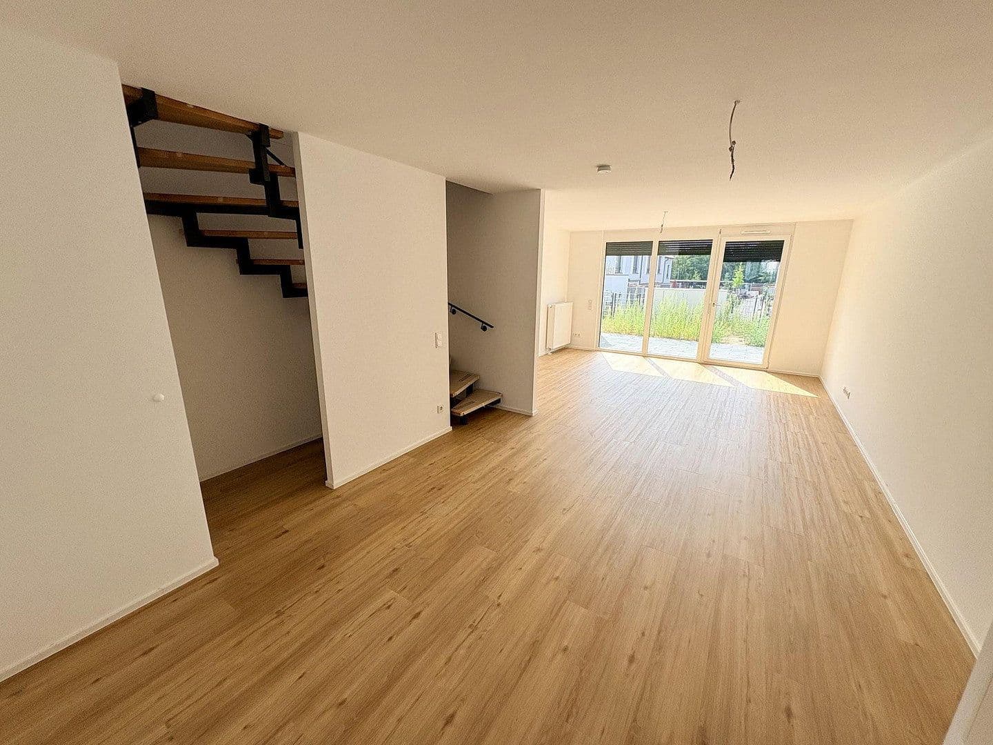 Pronájem domu 145 m², pozemek 115 m², Lilienstrasse 29., Stein, Bavorsko Pronájem domu 145 m², pozemek 115 m², Lilienstrasse 29., Stein, Bavorsko