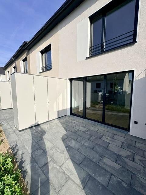 Pronájem domu 145 m², pozemek 115 m², Lilienstrasse 29., Stein, Bavorsko Pronájem domu 145 m², pozemek 115 m², Lilienstrasse 29., Stein, Bavorsko