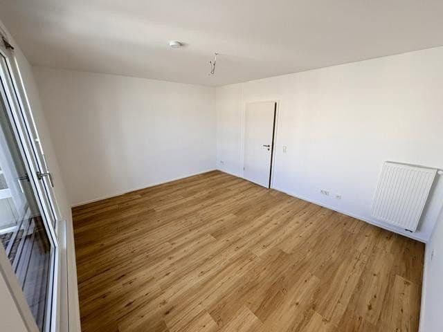 Pronájem domu 145 m², pozemek 115 m², Lilienstrasse 29., Stein, Bavorsko Pronájem domu 145 m², pozemek 115 m², Lilienstrasse 29., Stein, Bavorsko