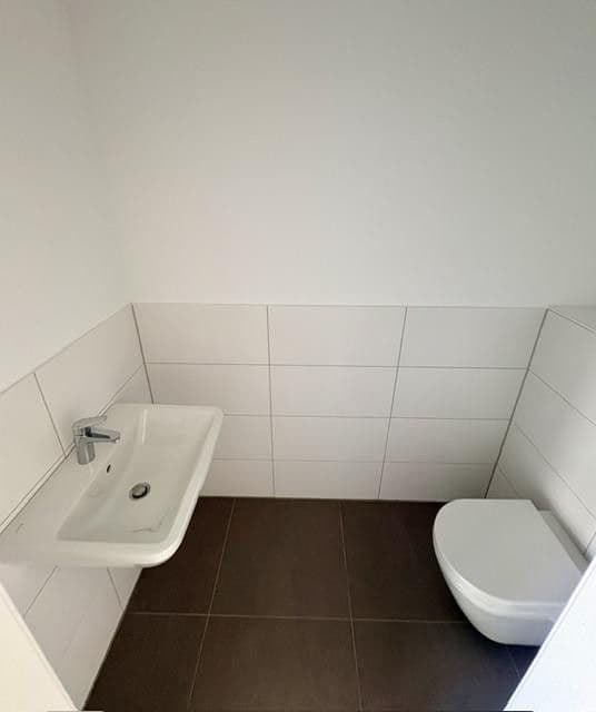 Pronájem domu 145 m², pozemek 115 m², Lilienstrasse 29., Stein, Bavorsko Pronájem domu 145 m², pozemek 115 m², Lilienstrasse 29., Stein, Bavorsko