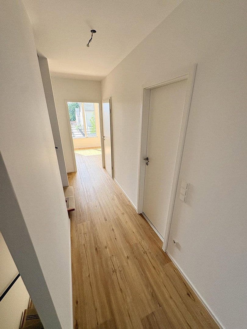 Pronájem domu 145 m², pozemek 115 m², Lilienstrasse 29., Stein, Bavorsko Pronájem domu 145 m², pozemek 115 m², Lilienstrasse 29., Stein, Bavorsko