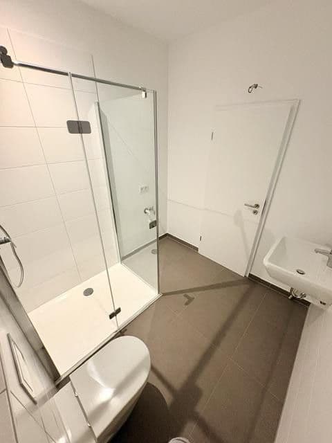 Pronájem domu 145 m², pozemek 115 m², Lilienstrasse 29., Stein, Bavorsko Pronájem domu 145 m², pozemek 115 m², Lilienstrasse 29., Stein, Bavorsko