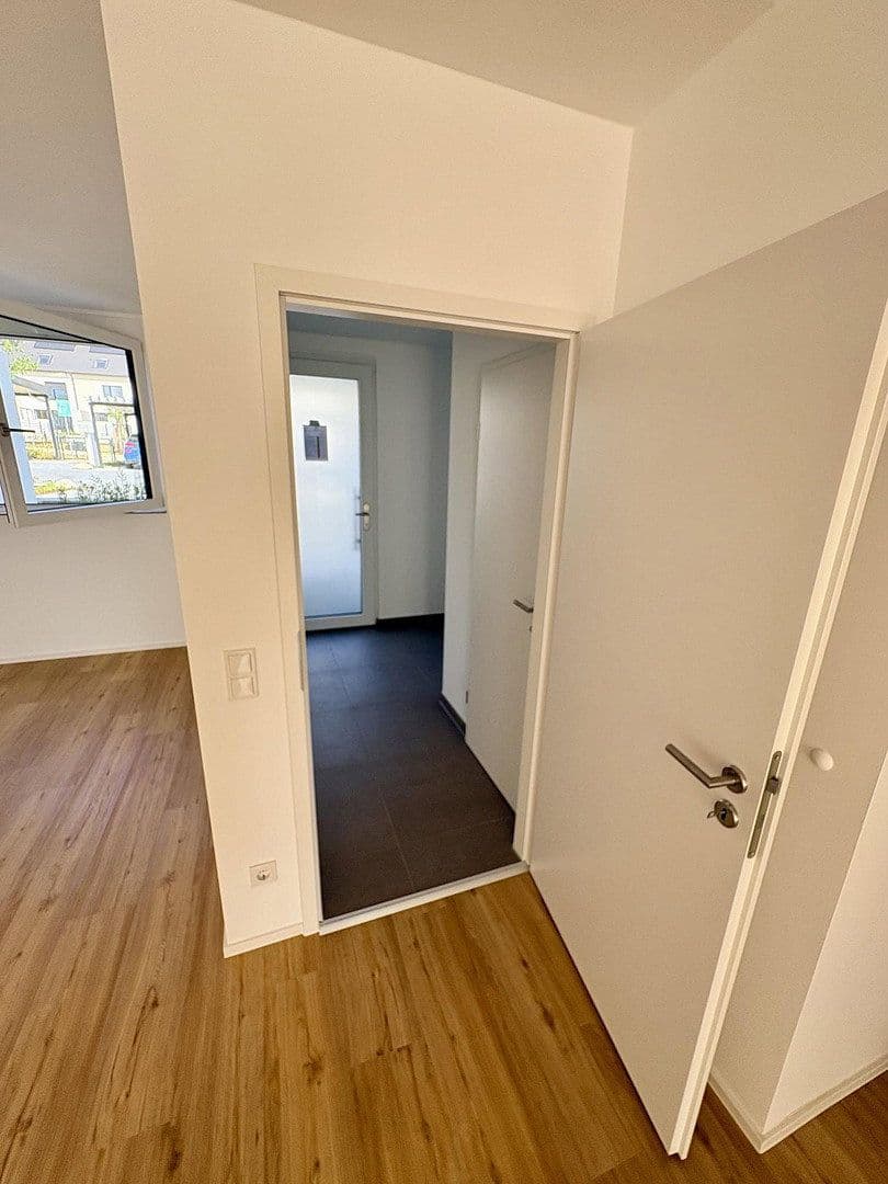 Pronájem domu 145 m², pozemek 115 m², Lilienstrasse 29., Stein, Bavorsko Pronájem domu 145 m², pozemek 115 m², Lilienstrasse 29., Stein, Bavorsko