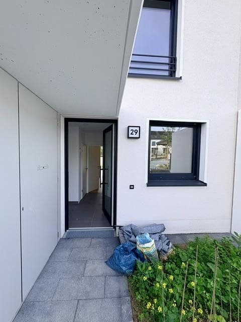Pronájem domu 145 m², pozemek 115 m², Lilienstrasse 29., Stein, Bavorsko Pronájem domu 145 m², pozemek 115 m², Lilienstrasse 29., Stein, Bavorsko