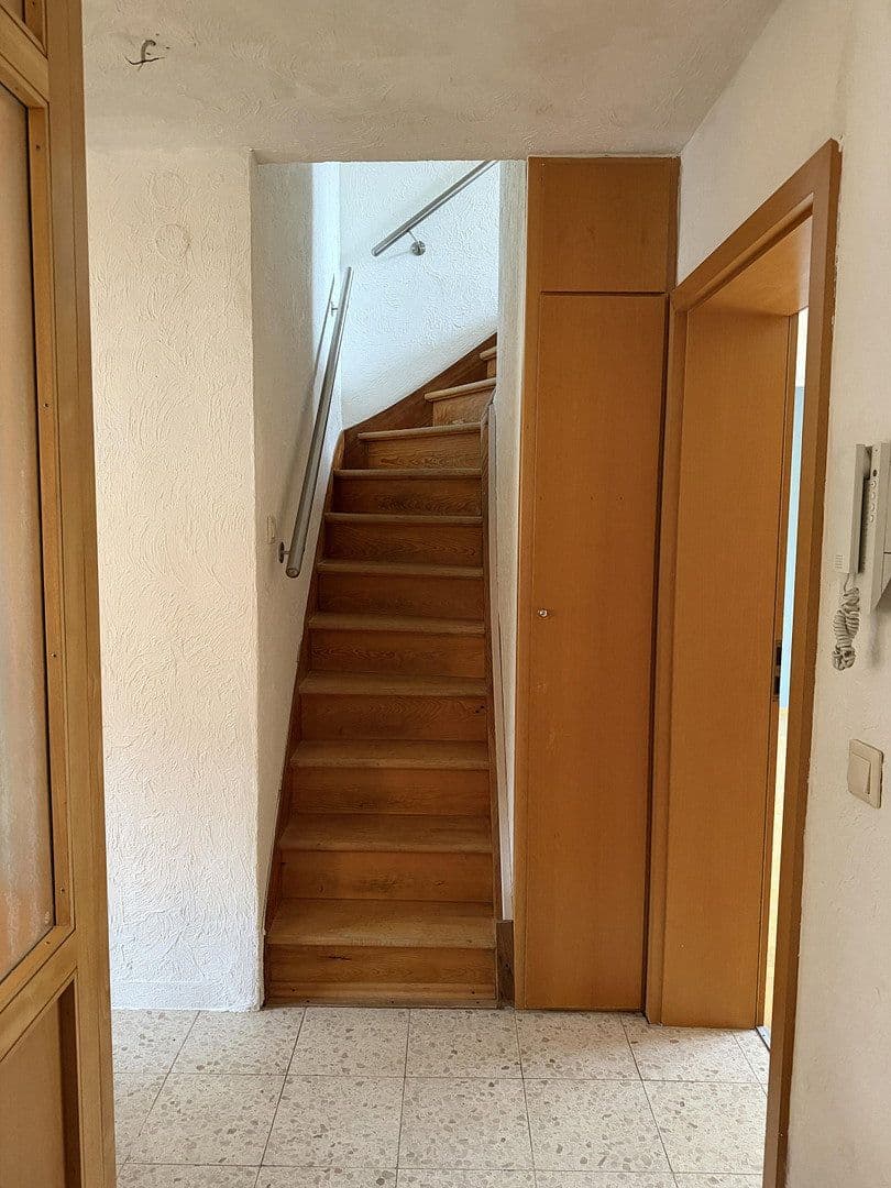 Pronájem bytu 5+kk 97 m², Wiesloch, Bádensko-Württembersko Pronájem bytu 5+kk 97 m², Wiesloch, Bádensko-Württembersko