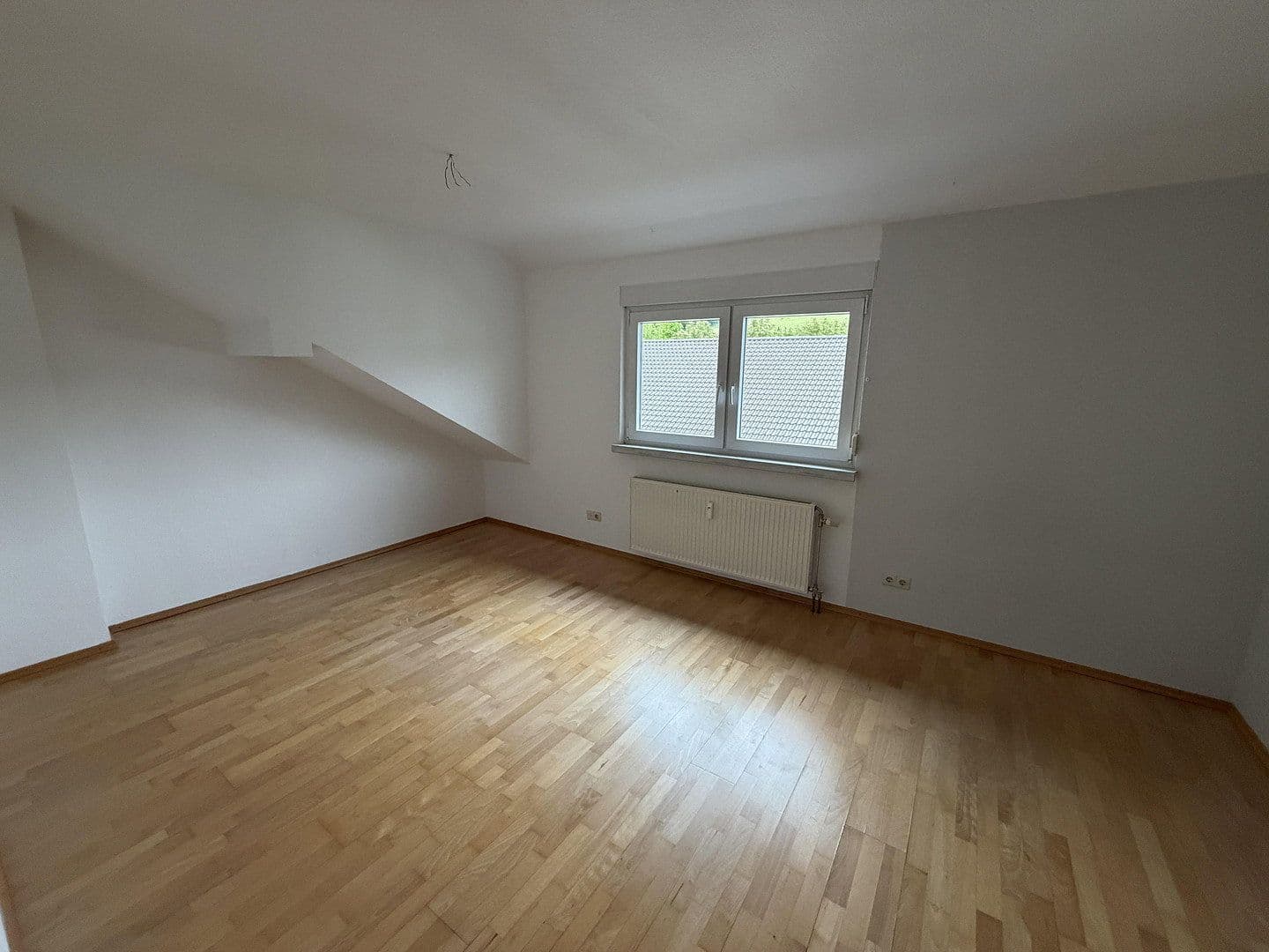 Pronájem bytu 5+kk 97 m², Wiesloch, Bádensko-Württembersko Pronájem bytu 5+kk 97 m², Wiesloch, Bádensko-Württembersko
