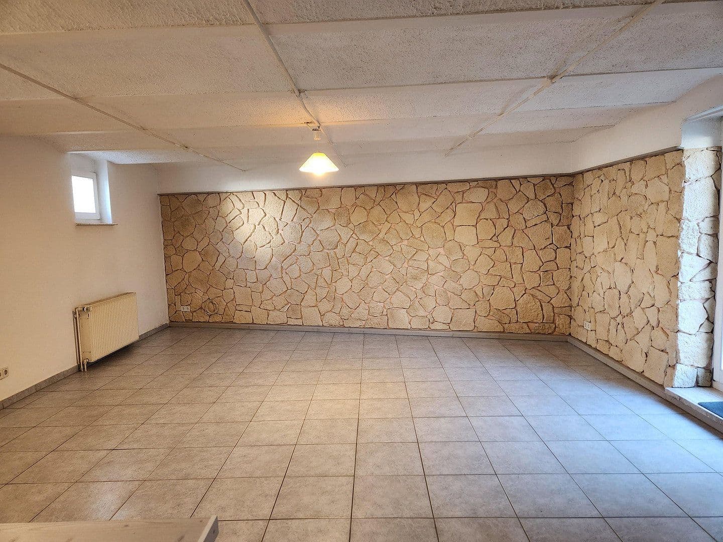 Prodej domu 231 m², pozemek 596 m², Mühlweg 2, Burglahr, Porýní-Falc Prodej domu 231 m², pozemek 596 m², Mühlweg 2, Burglahr, Porýní-Falc
