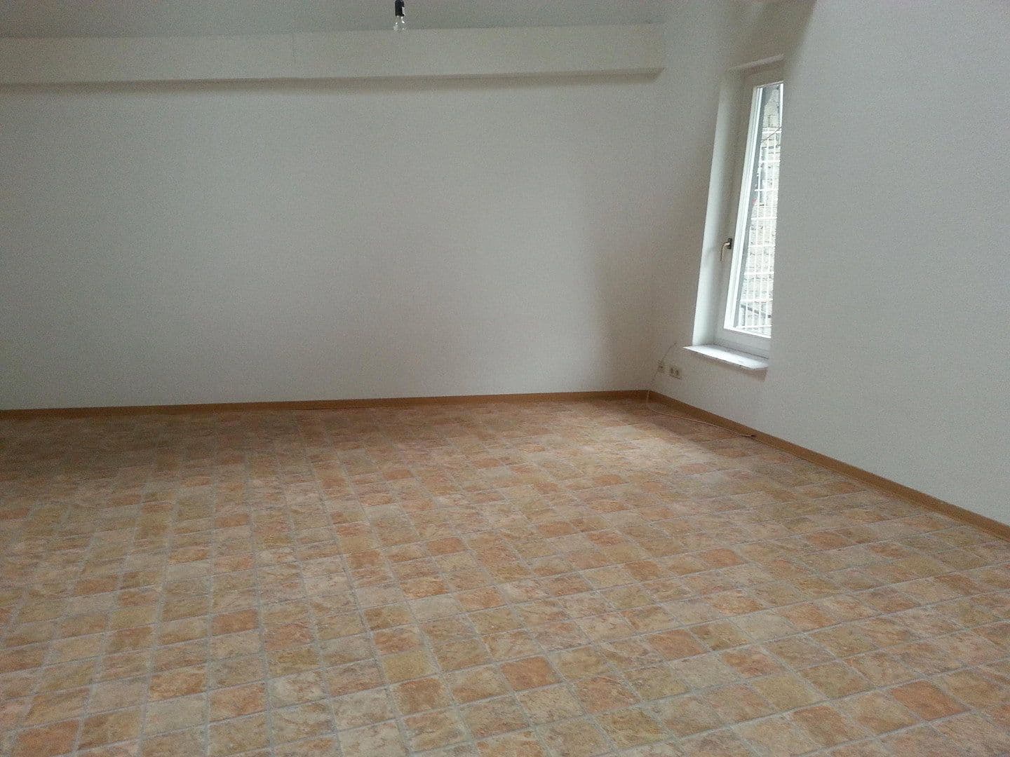 Prodej domu 231 m², pozemek 596 m², Mühlweg 2, Burglahr, Porýní-Falc Prodej domu 231 m², pozemek 596 m², Mühlweg 2, Burglahr, Porýní-Falc