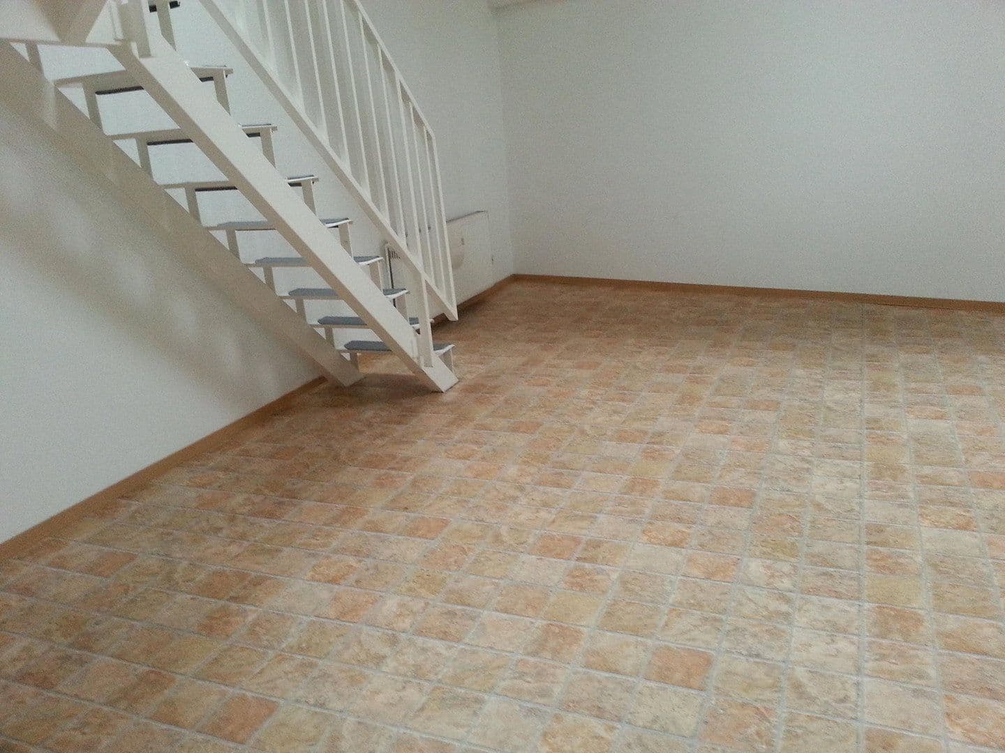 Prodej domu 231 m², pozemek 596 m², Mühlweg 2, Burglahr, Porýní-Falc Prodej domu 231 m², pozemek 596 m², Mühlweg 2, Burglahr, Porýní-Falc