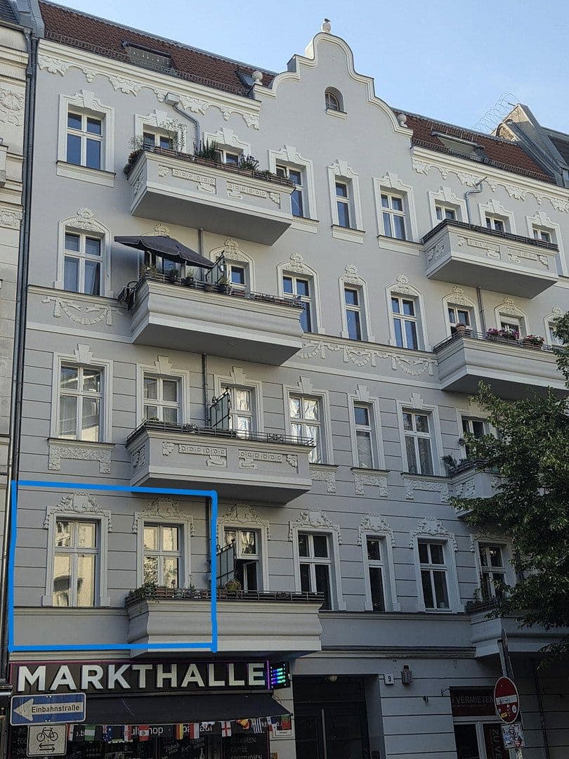 Prodej bytu 2+1 75 m², Simon-Dach Straße 9, Berlin, Berlín Prodej bytu 2+1 75 m², Simon-Dach Straße 9, Berlin, Berlín