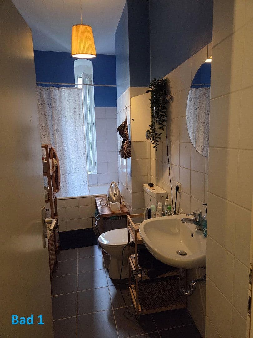 Prodej bytu 2+1 75 m², Simon-Dach Straße 9, Berlin, Berlín Prodej bytu 2+1 75 m², Simon-Dach Straße 9, Berlin, Berlín
