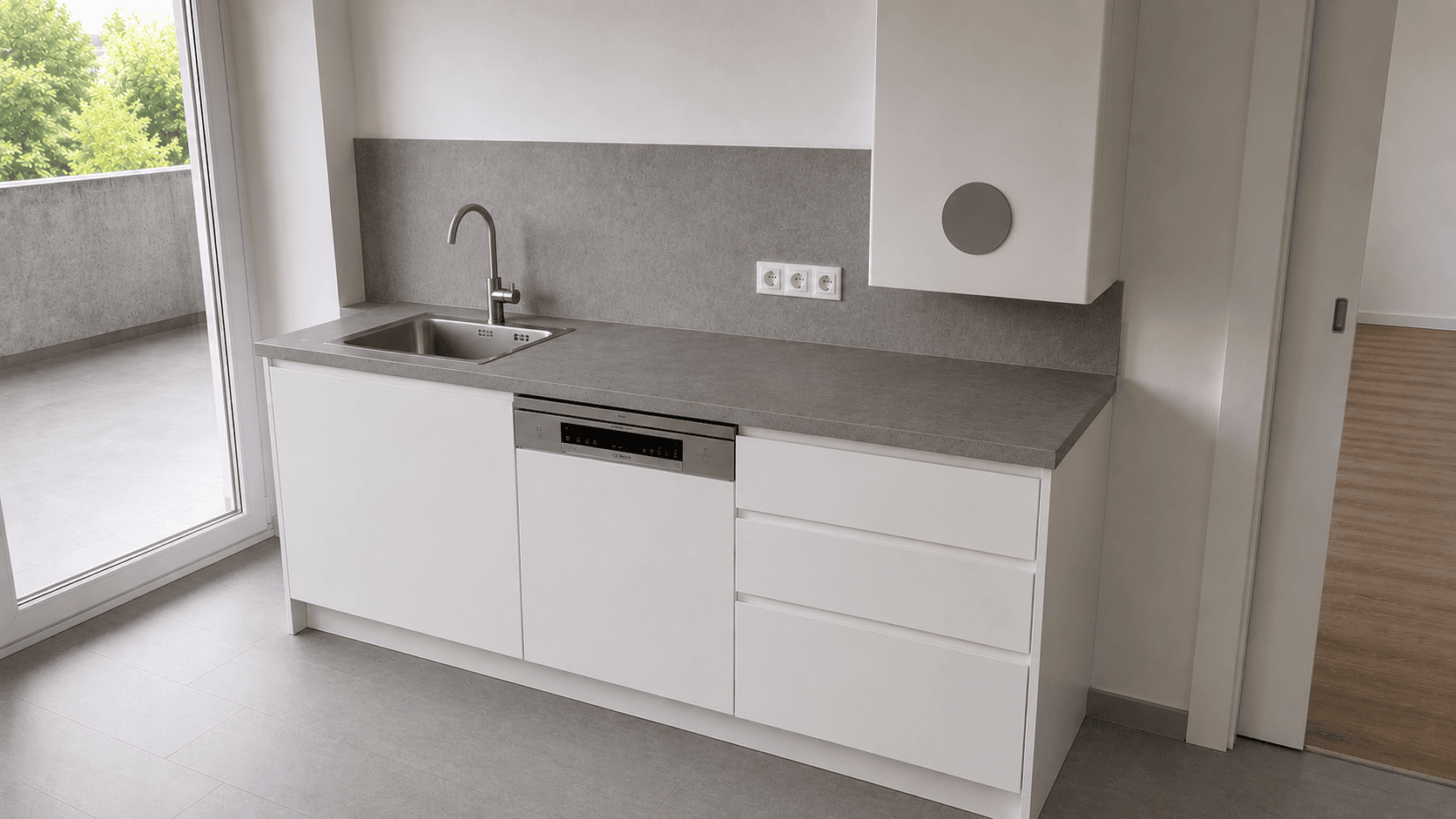 Pronájem bytu 3+1 79 m², Ekkehardstraße 51, Singen (Hohentwiel), Bádensko-Württembersko Pronájem bytu 3+1 79 m², Ekkehardstraße 51, Singen (Hohentwiel), Bádensko-Württembersko