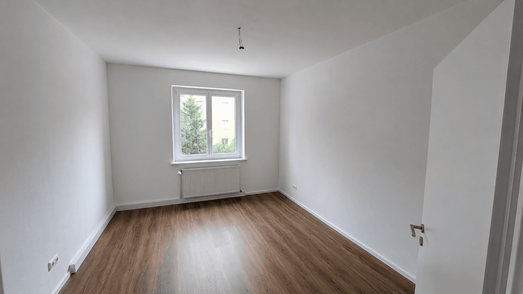 Pronájem bytu 3+1 79 m², Ekkehardstraße 51, Singen (Hohentwiel), Bádensko-Württembersko Pronájem bytu 3+1 79 m², Ekkehardstraße 51, Singen (Hohentwiel), Bádensko-Württembersko
