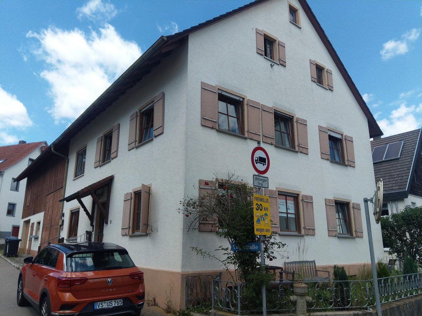 Pronájem bytu 5+1 89 m², Vogtstr. 2, Mühlingen, Bádensko-Württembersko Pronájem bytu 5+1 89 m², Vogtstr. 2, Mühlingen, Bádensko-Württembersko