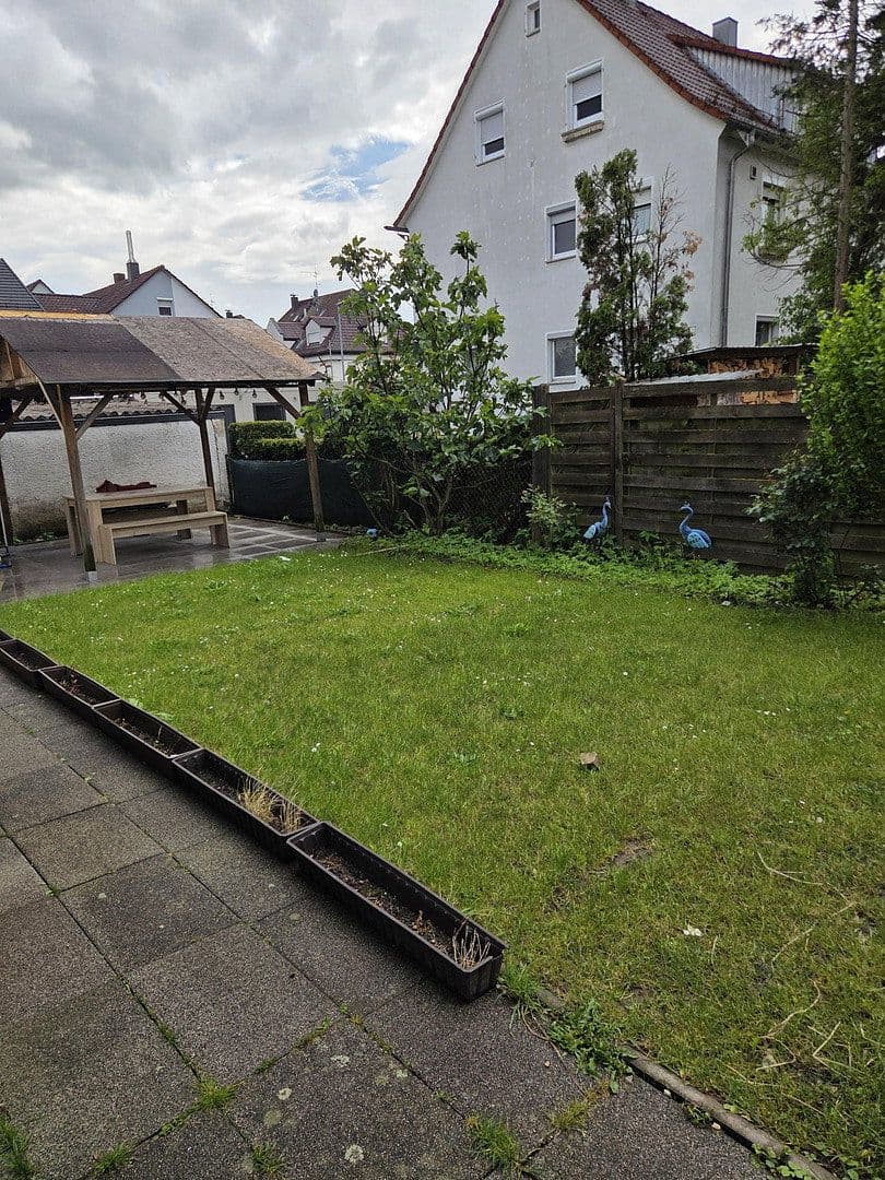 Prodej domu 195 m², pozemek 322 m², Jahnstr.3, Reichenbach an der Fils, Bádensko-Württembersko Prodej domu 195 m², pozemek 322 m², Jahnstr.3, Reichenbach an der Fils, Bádensko-Württembersko