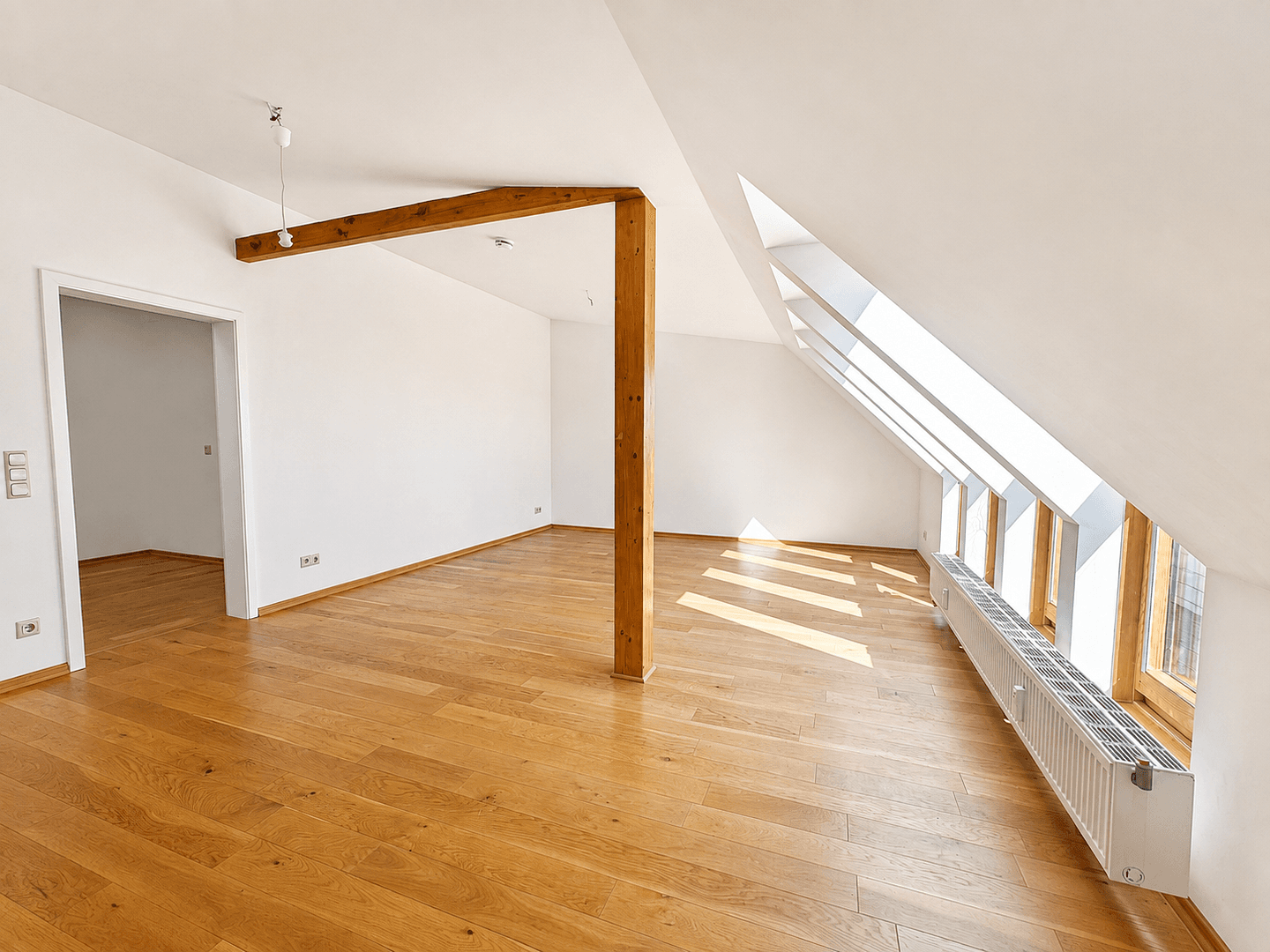 Prodej bytu 2+kk 91 m², Kochhannstr. 19, Berlin, Berlín Prodej bytu 2+kk 91 m², Kochhannstr. 19, Berlin, Berlín