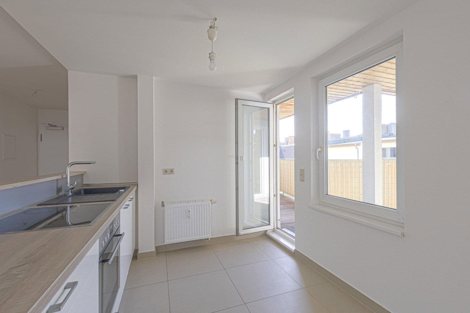 Prodej bytu 2+kk 91 m², Kochhannstr. 19, Berlin, Berlín Prodej bytu 2+kk 91 m², Kochhannstr. 19, Berlin, Berlín