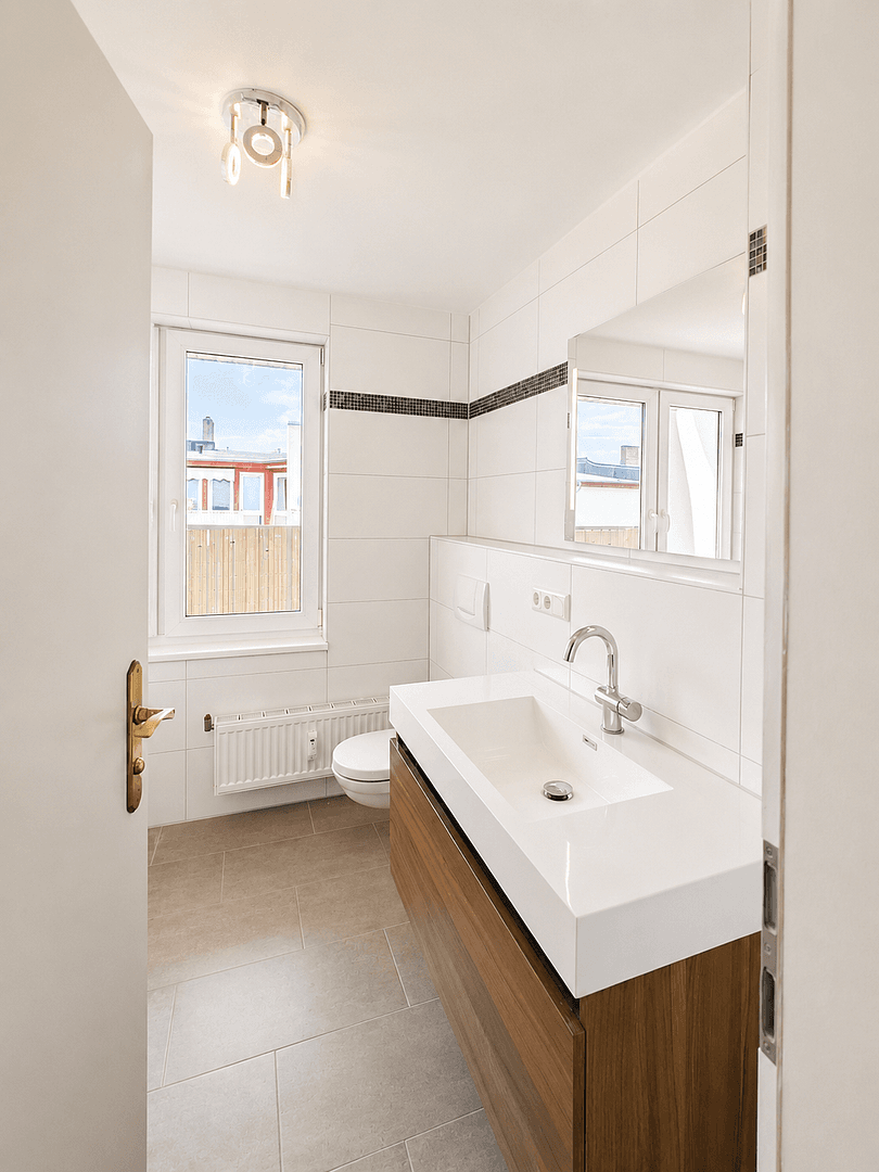 Prodej bytu 2+kk 91 m², Kochhannstr. 19, Berlin, Berlín Prodej bytu 2+kk 91 m², Kochhannstr. 19, Berlin, Berlín