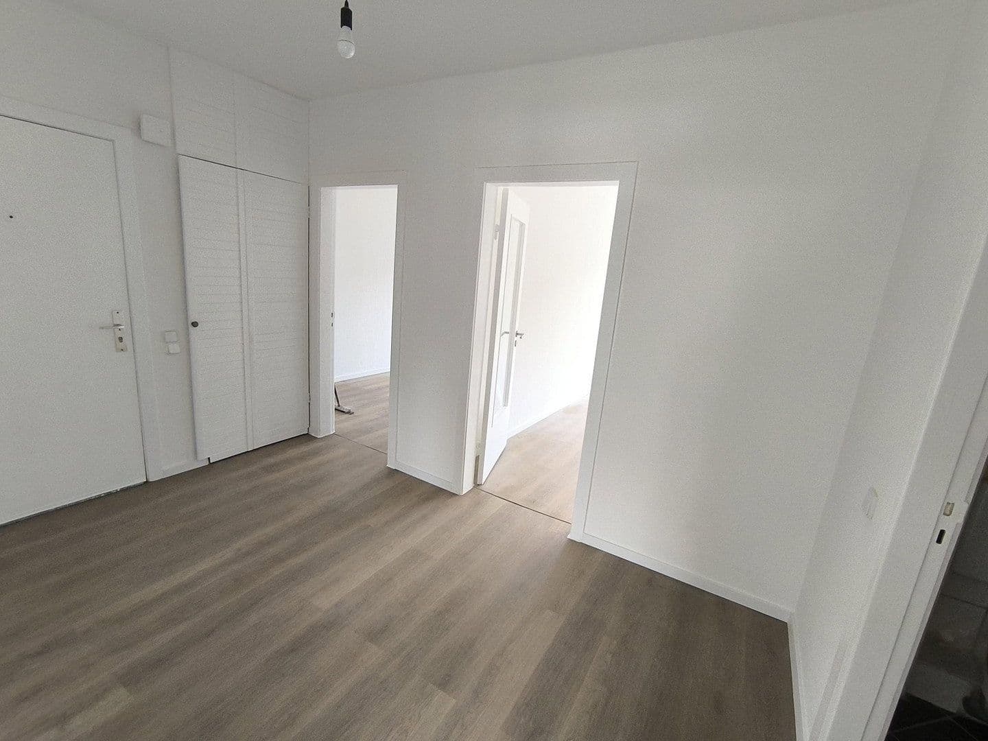 Prodej bytu 3+1 80 m², Hamburg, Hamburg Prodej bytu 3+1 80 m², Hamburg, Hamburg