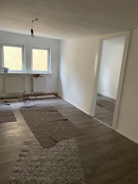 Prodej domu 180 m², pozemek 400 m², Roßmäßlerstraße 34, Tharandt, Sasko Prodej domu 180 m², pozemek 400 m², Roßmäßlerstraße 34, Tharandt, Sasko