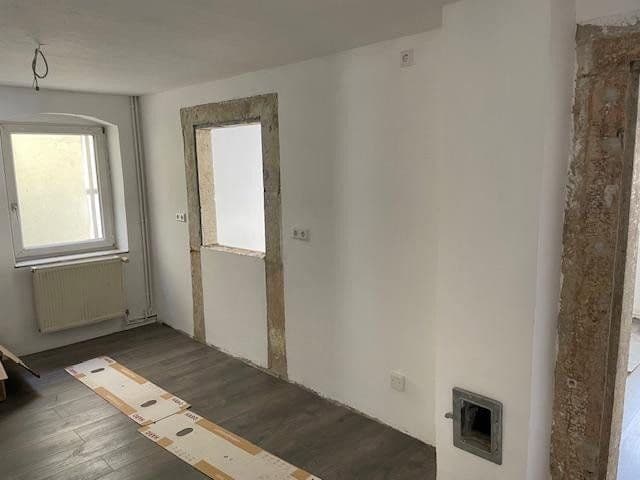 Prodej domu 180 m², pozemek 400 m², Roßmäßlerstraße 34, Tharandt, Sasko Prodej domu 180 m², pozemek 400 m², Roßmäßlerstraße 34, Tharandt, Sasko