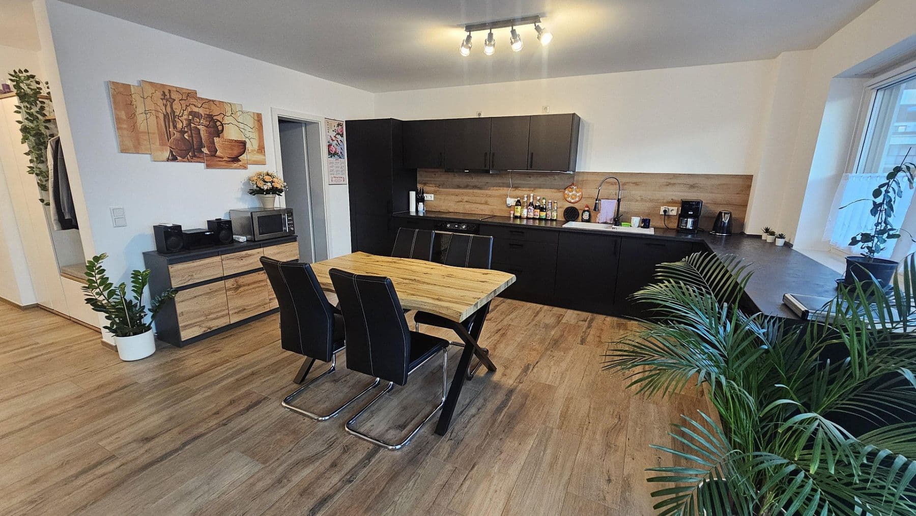 Pronájem bytu 3+1 83 m², Friederike-Nadig-Str. 5, Mörfelden-Walldorf, Hessen Pronájem bytu 3+1 83 m², Friederike-Nadig-Str. 5, Mörfelden-Walldorf, Hessen