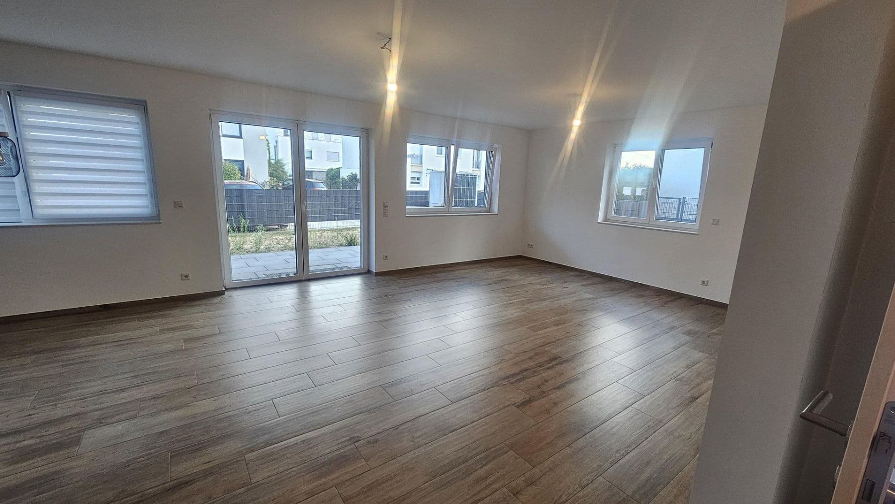 Pronájem bytu 3+1 83 m², Ludwig-Bergsträsser-Str. 8, Mörfelden-Walldorf, Hessen Pronájem bytu 3+1 83 m², Ludwig-Bergsträsser-Str. 8, Mörfelden-Walldorf, Hessen