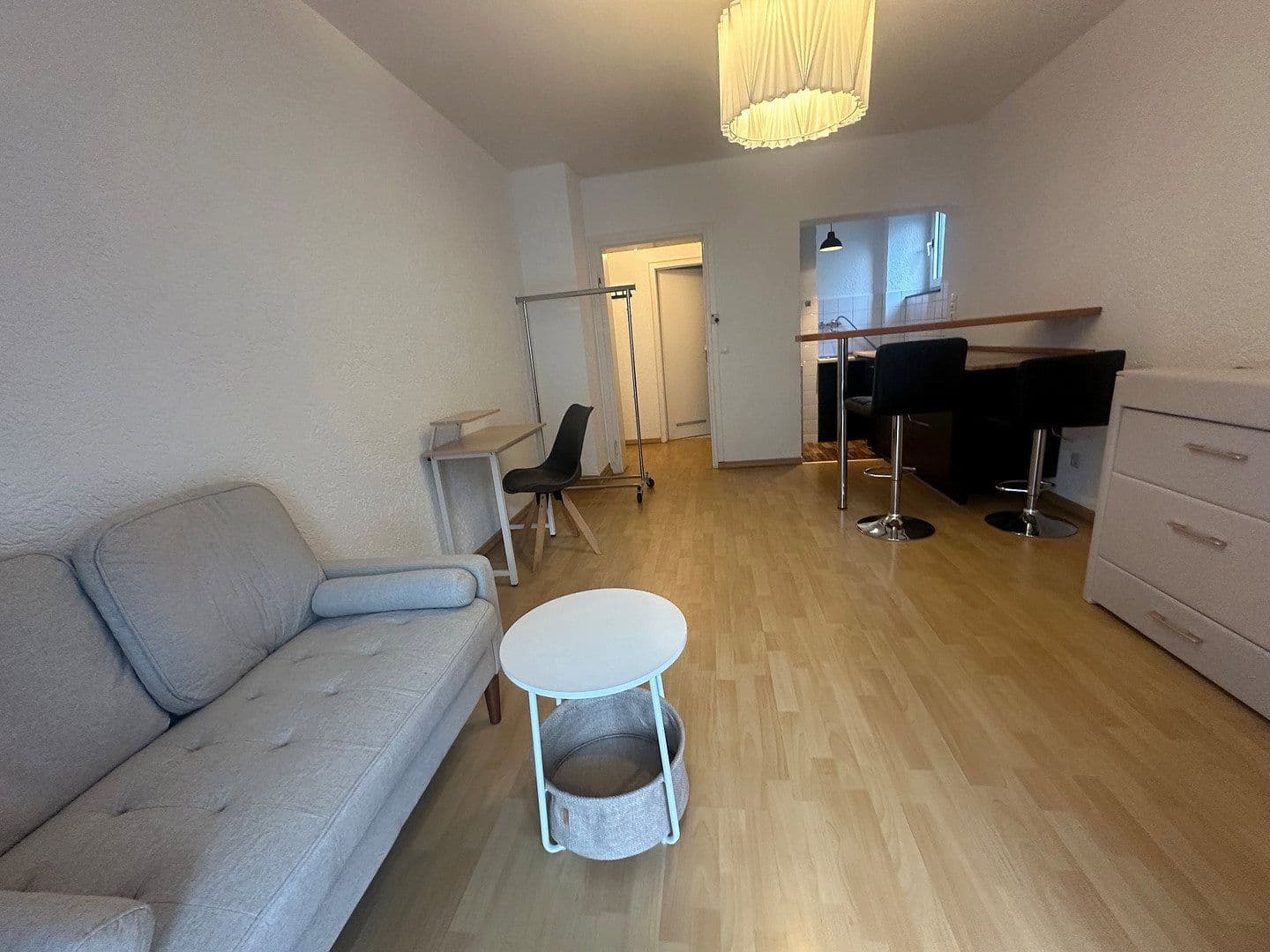 Pronájem bytu 1+1 32 m², Mannheim, Bádensko-Württembersko Pronájem bytu 1+1 32 m², Mannheim, Bádensko-Württembersko
