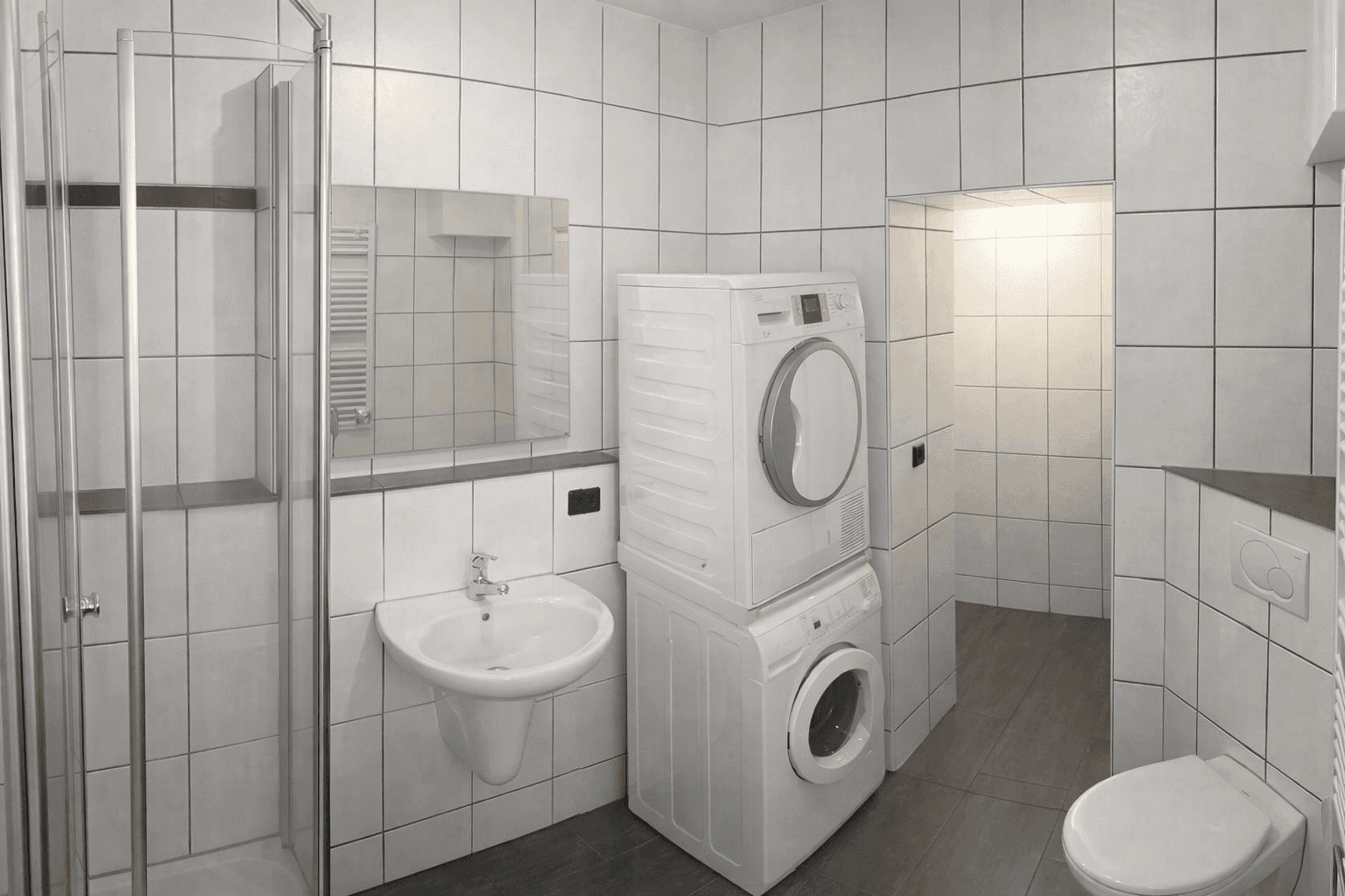 Pronájem bytu 3+1 110 m², Neckarstr.6, Mönchengladbach, Severní Porýní-Vestfálsko Pronájem bytu 3+1 110 m², Neckarstr.6, Mönchengladbach, Severní Porýní-Vestfálsko