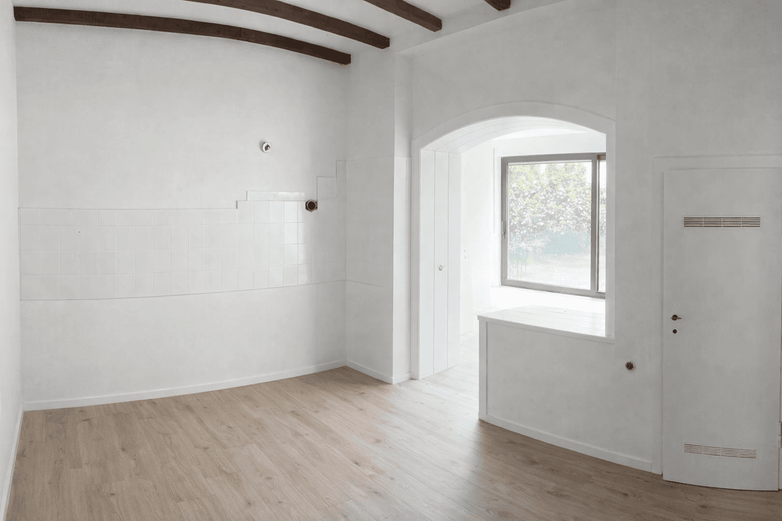 Pronájem bytu 3+1 90 m², Neckarstr.6, Mönchengladbach, Severní Porýní-Vestfálsko Pronájem bytu 3+1 90 m², Neckarstr.6, Mönchengladbach, Severní Porýní-Vestfálsko