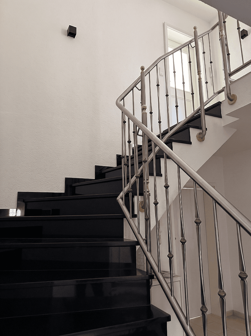 Prodej domu 378 m², pozemek 2.163 m², Rinteln, Dolní Sasko Prodej domu 378 m², pozemek 2.163 m², Rinteln, Dolní Sasko