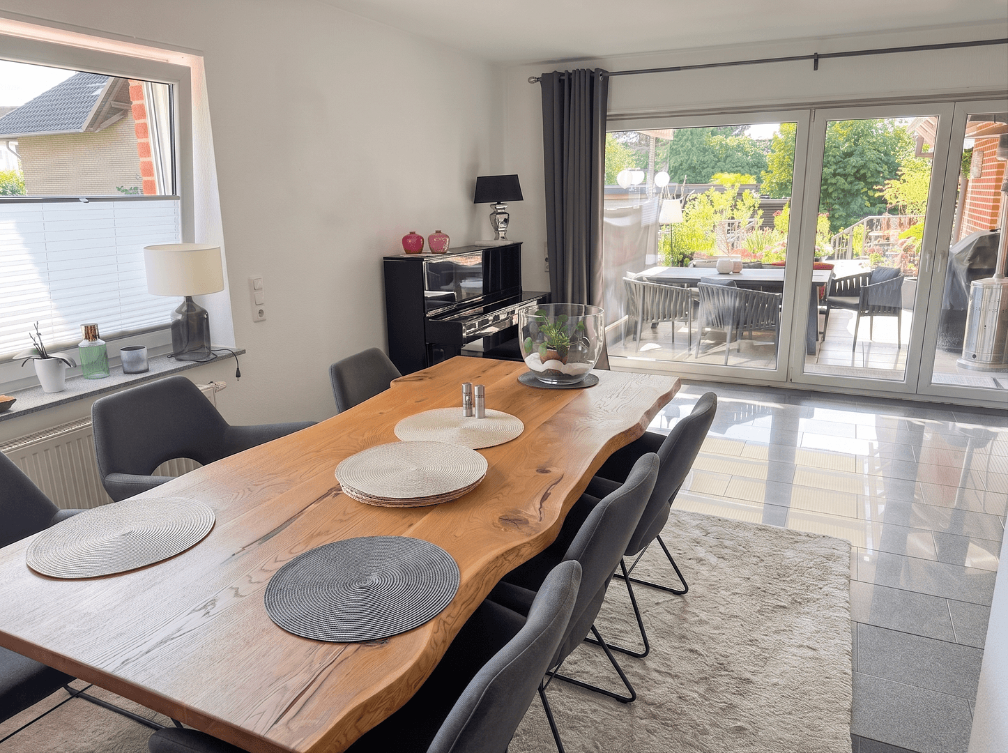 Prodej domu 378 m², pozemek 2.163 m², Rinteln, Dolní Sasko Prodej domu 378 m², pozemek 2.163 m², Rinteln, Dolní Sasko