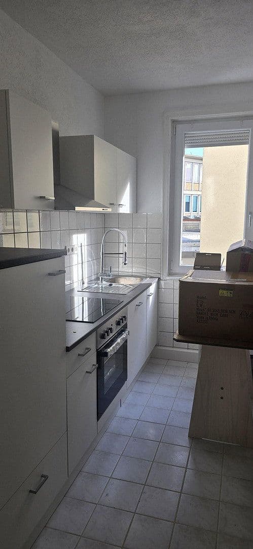 Pronájem bytu 1+1 28 m², Duisburgerstraße 22, Stuttgart, Bádensko-Württembersko Pronájem bytu 1+1 28 m², Duisburgerstraße 22, Stuttgart, Bádensko-Württembersko