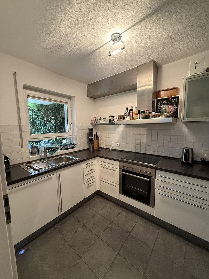 Pronájem bytu 2+1 71 m², Frankfurt am Main, Hessen Pronájem bytu 2+1 71 m², Frankfurt am Main, Hessen