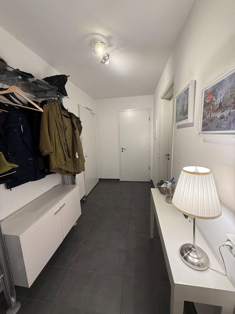 Pronájem bytu 2+1 71 m², Frankfurt am Main, Hessen Pronájem bytu 2+1 71 m², Frankfurt am Main, Hessen