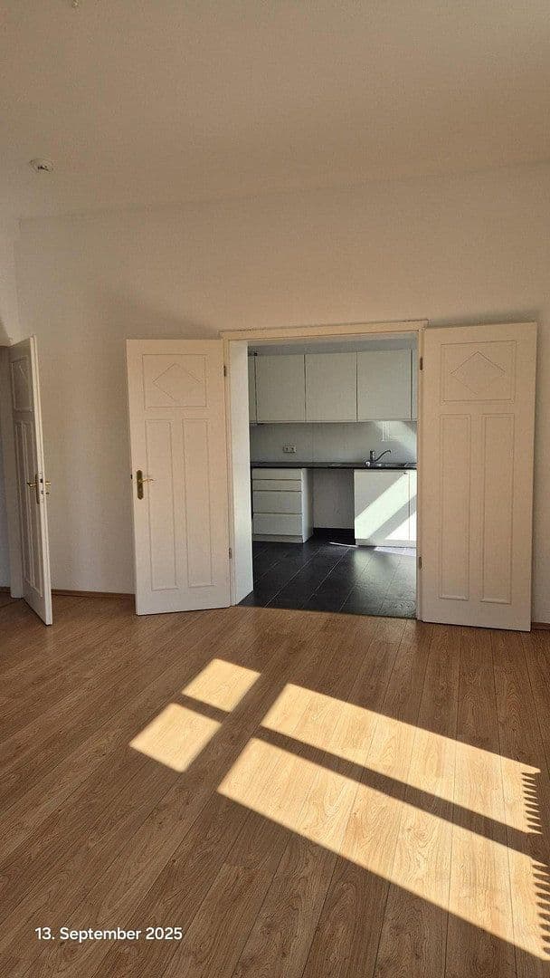 Prodej bytu 4+1 130 m², Großbeerenstraße 335, Potsdam, Braniborsko Prodej bytu 4+1 130 m², Großbeerenstraße 335, Potsdam, Braniborsko